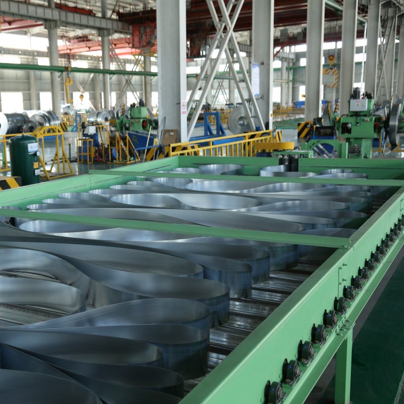 What Are The Difficulties in The Production Process of Zinc-aluminum-magnesium Steel Tubes